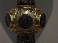 Calice (Sienne, 1322-1328, Argent dore, emaux translucides sur basse-taille)(3)